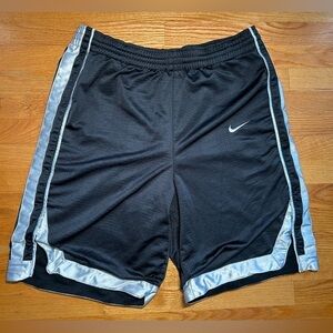 Y2K Nike Baggy Athletic Shorts Medium